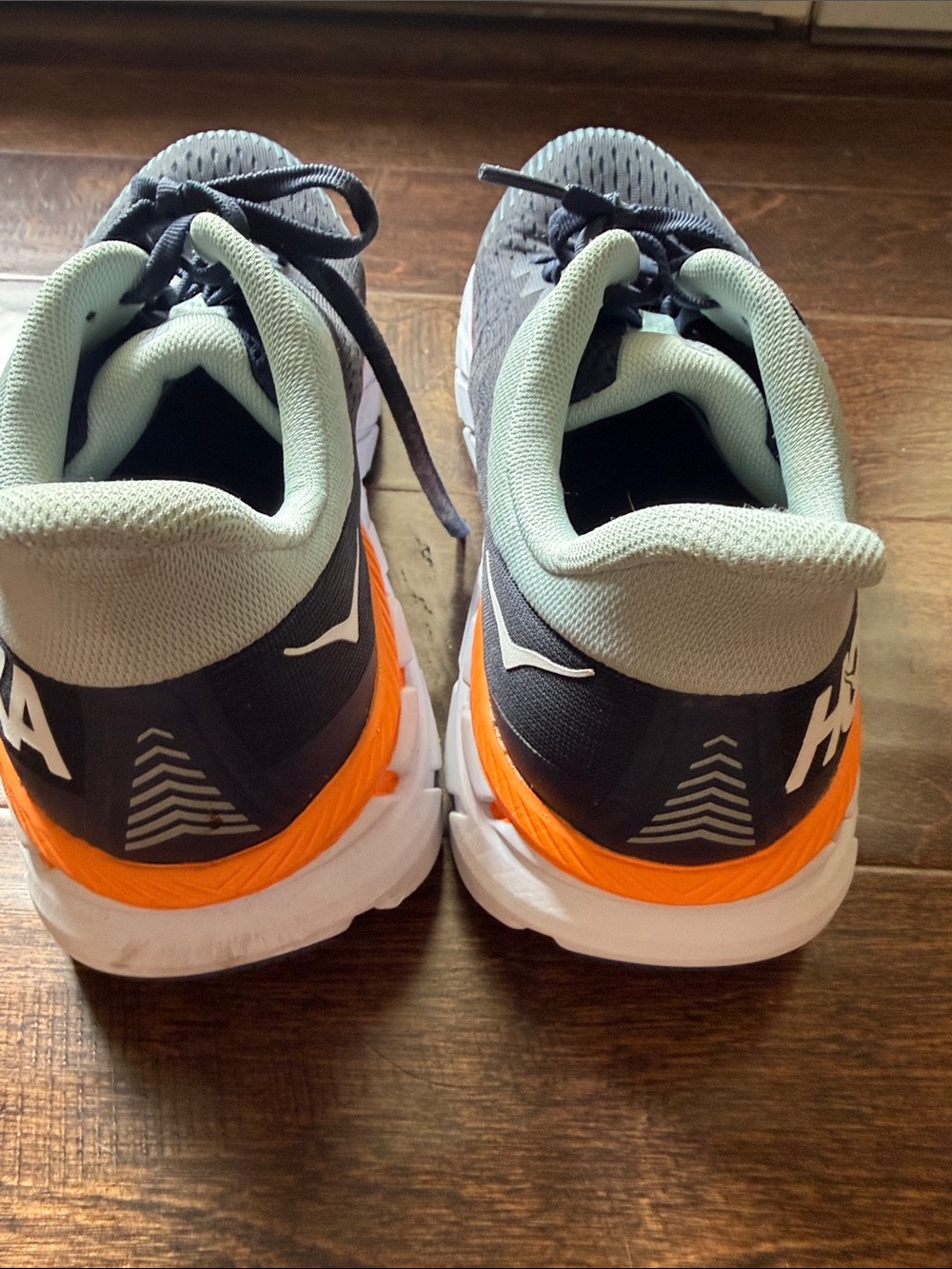 Hoka Women’s Running Shoes - size 10 great condition Navy/Orange - Picture 4 of 4